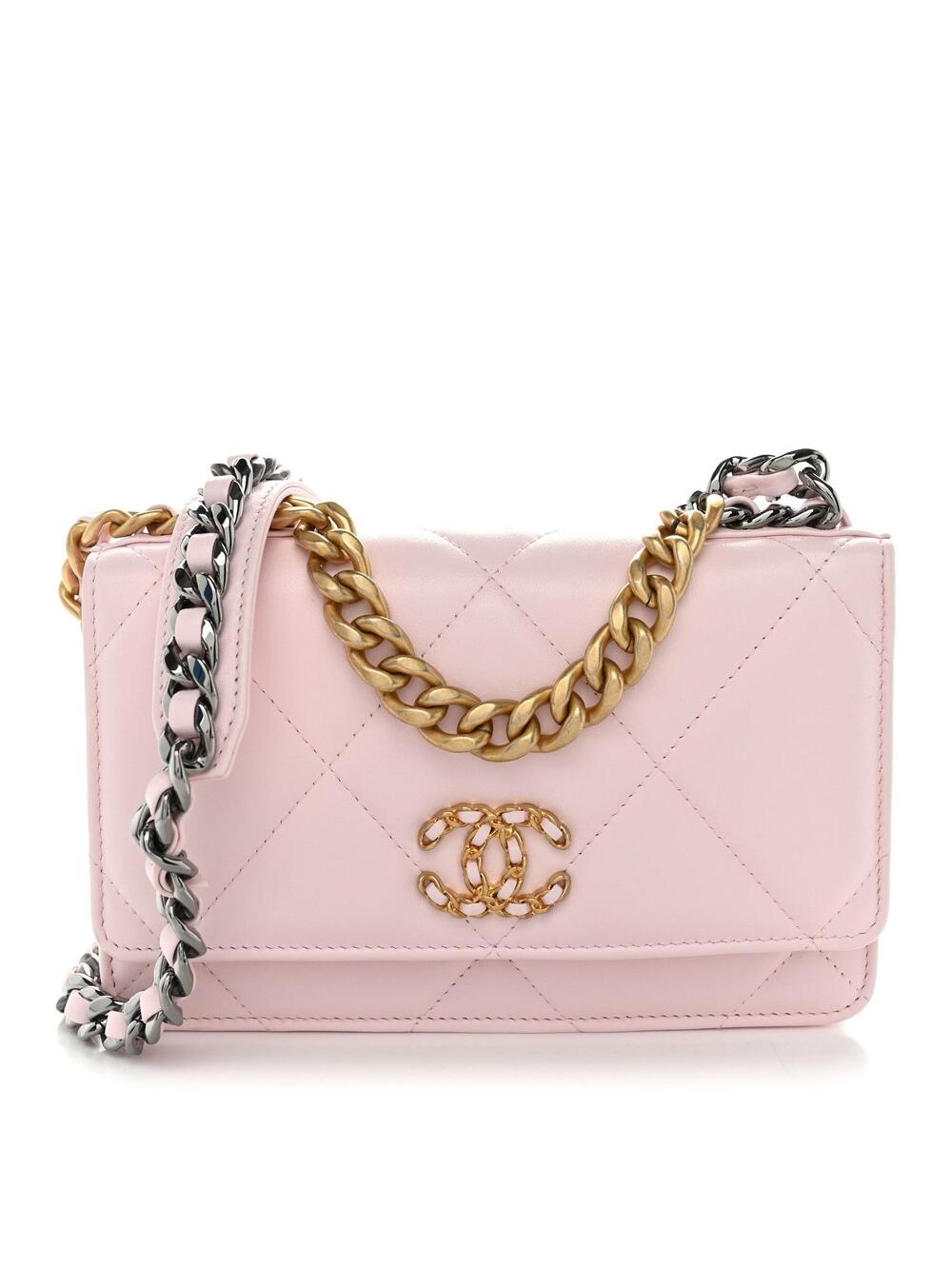 Lambskin Quilted Chanel 19 Wallet On #357370C28B